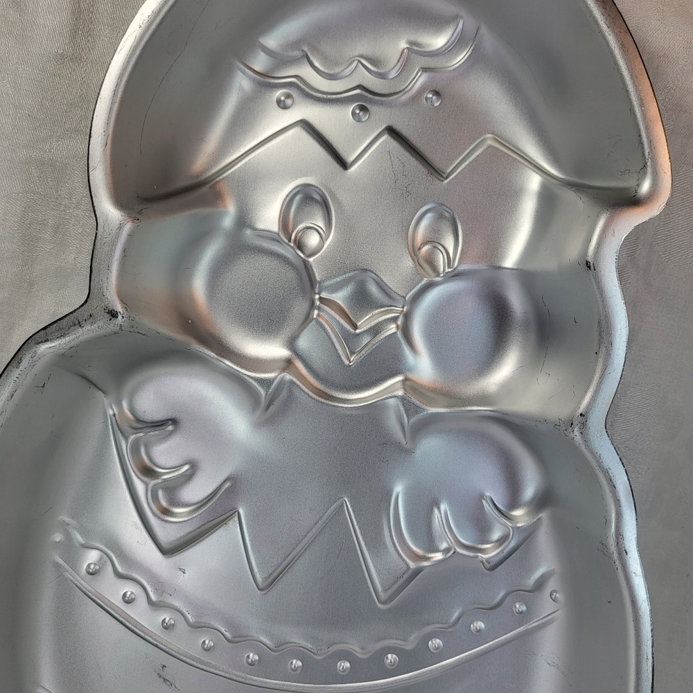 Wilton Chick In Egg Cake PAN 1985 Hatched Easter 2105-2356 (2 layer mix) *Read - Picture 14 of 15